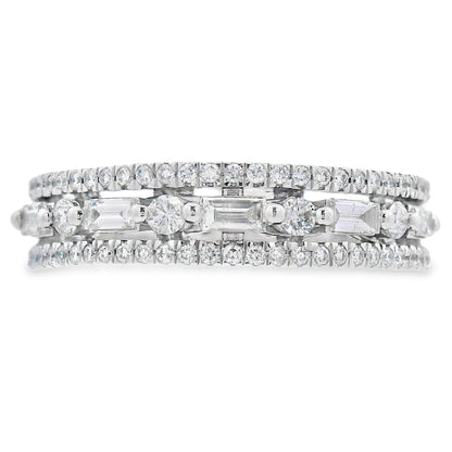 Anillos de banda de moda con diamantes de .50qt en oro blanco de 14kt