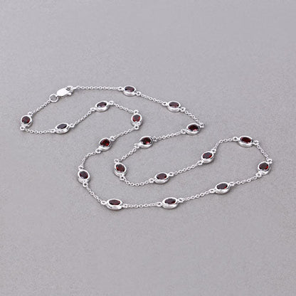 Collar de plata de ley .925 con granate genuino de 8.10 quilates