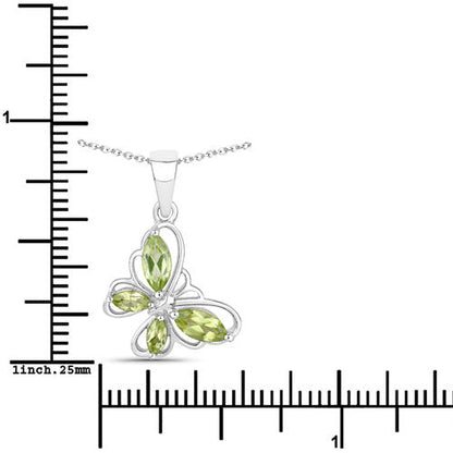 Colgante de plata de ley .925 con peridoto genuino de 0.64 quilates
