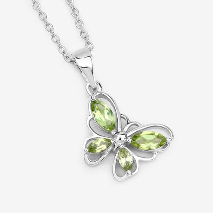 Colgante de plata de ley .925 con peridoto genuino de 0.64 quilates