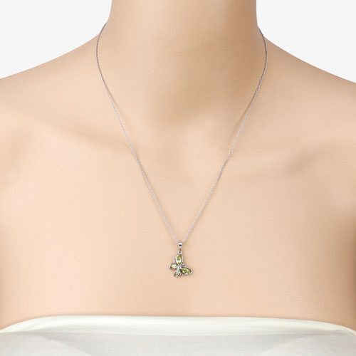 Colgante de plata de ley .925 con peridoto genuino de 0.64 quilates