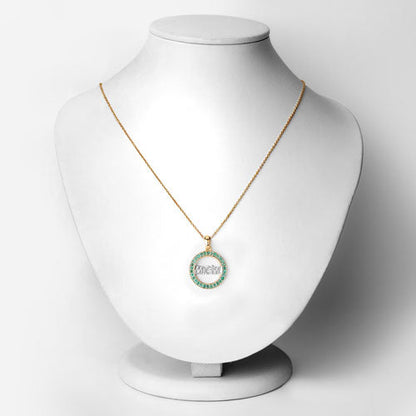 Colgante de plata de ley .925 con esmeralda auténtica de 0.54 quilates