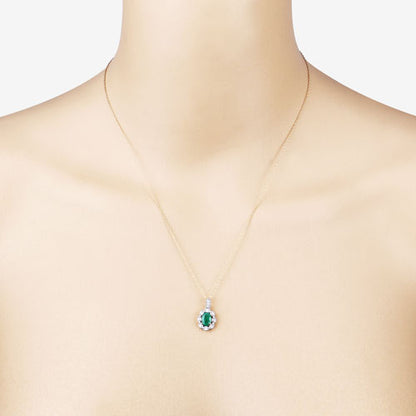 Colgante de oro amarillo de 10 quilates con esmeralda zambiana auténtica de 0,79 quilates y diamantes blancos