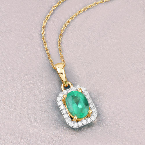 Colgante de oro amarillo de 10 quilates con esmeralda zambiana auténtica de 0,83 quilates y diamantes blancos