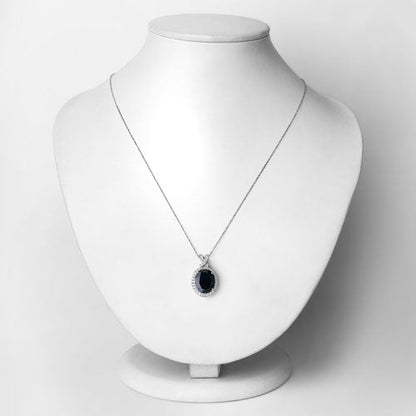 Colgante de oro blanco de 14 quilates con zafiro azul natural de 6,58 quilates y diamantes blancos