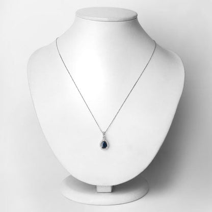 Colgante de oro blanco de 14 quilates con zafiro azul genuino de 0,91 quilates y diamante blanco