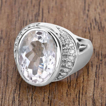 Anillo de plata de ley .925 con 5.38 quilates de cuarzo cristalino auténtico y diamantes blancos