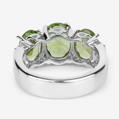 Anillo de plata de ley .925 con peridoto auténtico y topacio blanco de 4.14 quilates