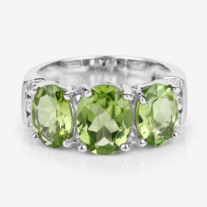Anillo de plata de ley .925 con peridoto auténtico y topacio blanco de 4.14 quilates