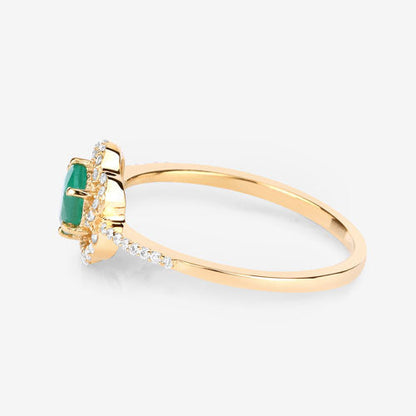 Anillo de oro amarillo de 14 quilates con esmeralda zambiana genuina de 0,55 quilates y diamante blanco
