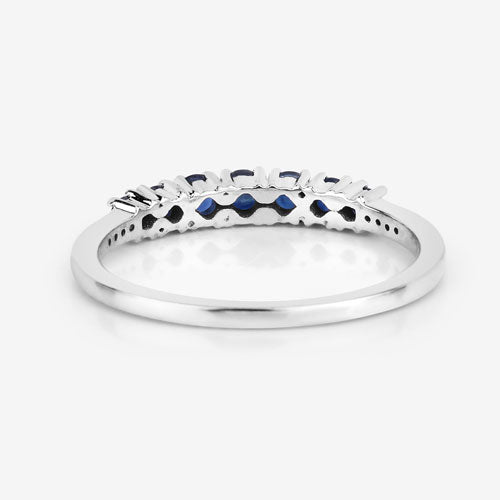Anillo de oro blanco de 14 quilates con zafiro azul genuino de 0,45 quilates y diamantes blancos