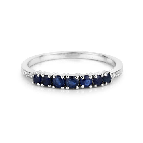 Anillo de oro blanco de 14 quilates con zafiro azul genuino de 0,45 quilates y diamantes blancos