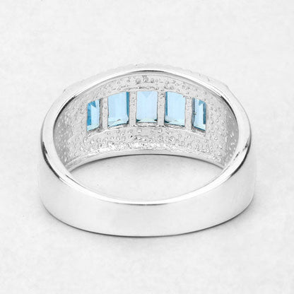 Anillo de plata de ley .925 con topacio azul genuino de 1.75 quilates