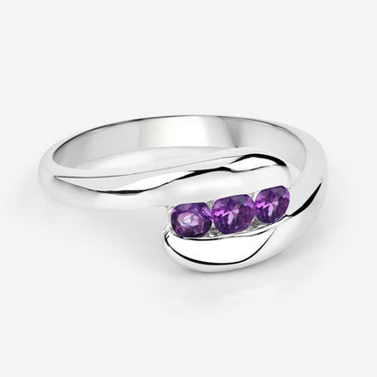 Anillo de plata de ley .925 con amatista genuina de 0,54 quilates