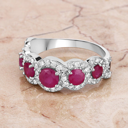 Anillo de oro blanco de 14K con rubí genuino de 1,99 quilates y diamantes blancos