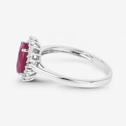 Anillo de oro blanco de 10K con rubí genuino de 1.58 quilates y diamantes blancos
