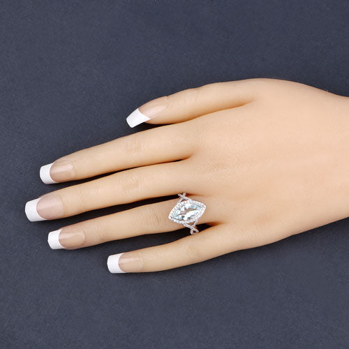 Anillo de oro blanco de 14K con aguamarina genuina de 2.24 quilates y diamantes blancos
