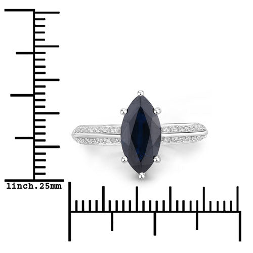 Anillo de oro blanco de 10 quilates con zafiro azul genuino de 2,39 quilates y diamantes blancos