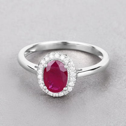 Anillo de oro blanco de 14K con rubí auténtico de 1.06 quilates y diamantes blancos