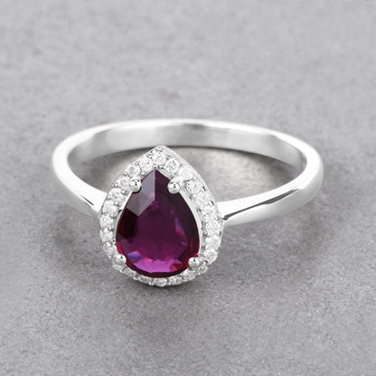 Anillo de oro blanco de 14K con rubí genuino de 1.30 quilates y diamantes blancos