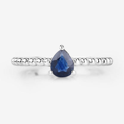 Anillo de zafiro azul genuino de 0,50 quilates en oro blanco de 14 quilates