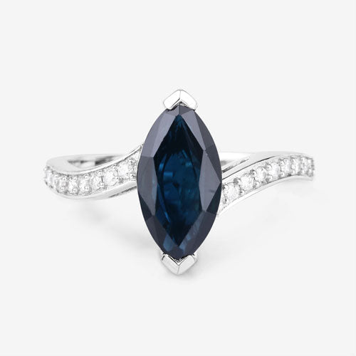 Anillo de zafiro azul genuino de 2.26 quilates y diamantes blancos en oro blanco de 14K