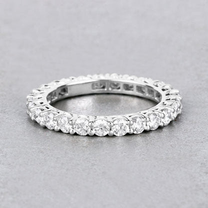 Anillo de oro blanco de 14K con diamante cultivado en laboratorio de 1,50 quilates