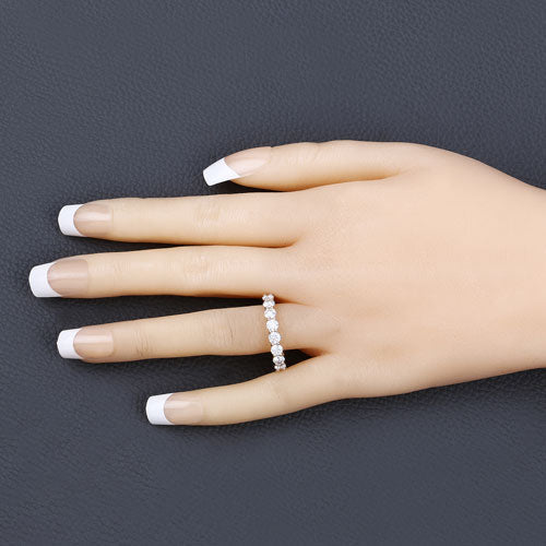Anillo de oro amarillo de 14 quilates con diamante cultivado en laboratorio de 3,00 quilates