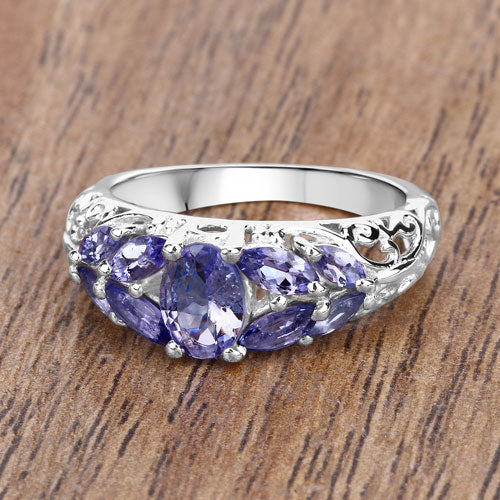 Anillo de plata de ley .925 con tanzanita genuina de 1.63 quilates